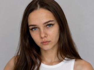 closeup web cam MadelynVermeesch