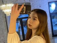 nude camgirl photo MagalyBoffa