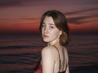 topless webcam girl MargrettMulac