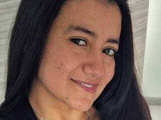 webcam strip tease show MariaSoler