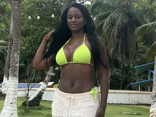 beautiful webcamgirl MariannRoss
