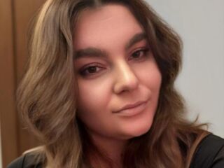 naughty chatroom MeganDarcy