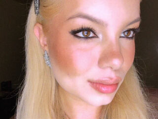 cam hooker chatroom MiaGalvao