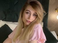fingering camgirl video MicheleMary