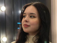 topless girl MikiPellon