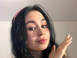 bedroom cam MinnieMile