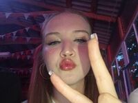 cam girl playing with vibrator NelleCauthorne