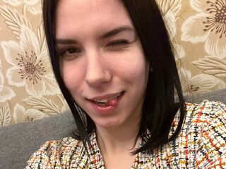 naked cam girl fingering pussy NoemiLannon