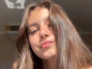 fingering camslut NormanGillison