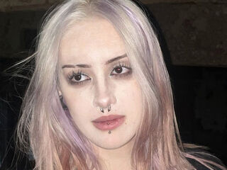 chat room photo OraleeSinka