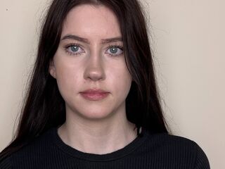 naked girl with cam OssieMichard