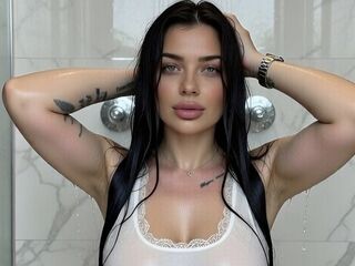 cam girl showing tits RavenSilk