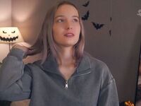 beautiful girl cam RessieKaua