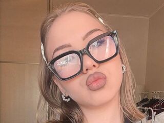 sexy camgirl chat SaraBaier