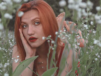 cam girl playing with sextoy SaraFridelman