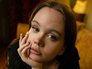 naked webcam girl fingering SarandaRyan