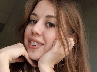 masturbating camgirl SashaStaback