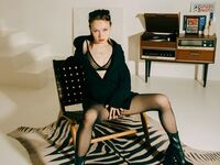 camgirl sexchat SelinDionis