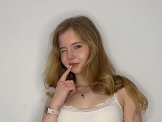 fingering webcam girl SheridanHourani