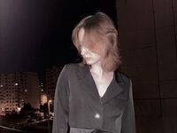 hot cam girl fingering pussy ShirleenWiens