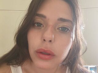 shaved pussy webcam SofiaLacau