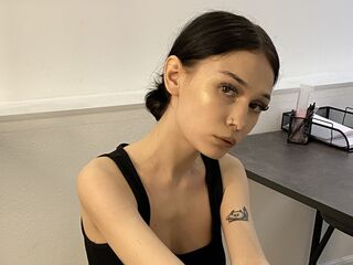 webcam bitch chatroom TaliaHicks