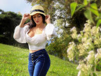 nude gamgirl ThanaRouge