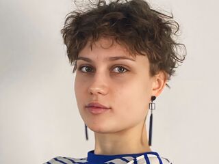 naked cam chat TheolaTunison