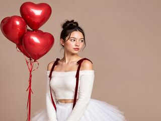 naked cam live TomikaHocket